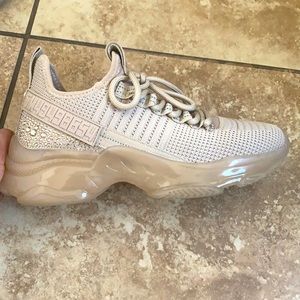 Steve Madden super trendy MAXIMA